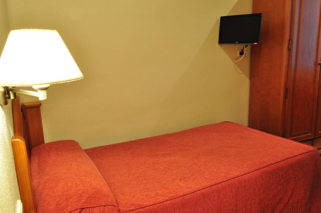 Hotel Los Rosales Almansa Pokój zdjęcie